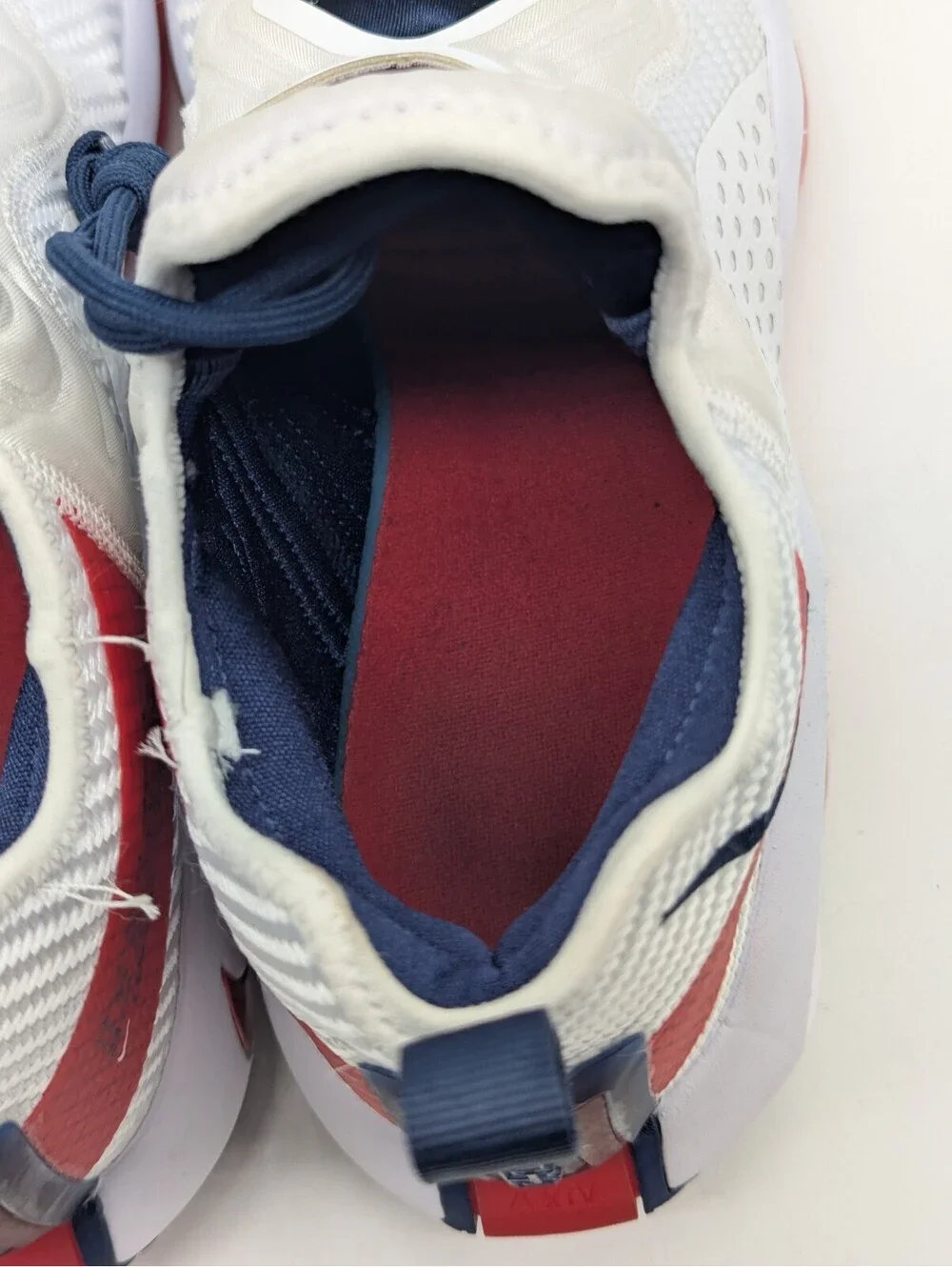 Mens Size 11 - Nike LeBron Soldier 14 USA White Red Basketball Shoes CK6024-100